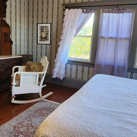 Manoa Valley Inn-2